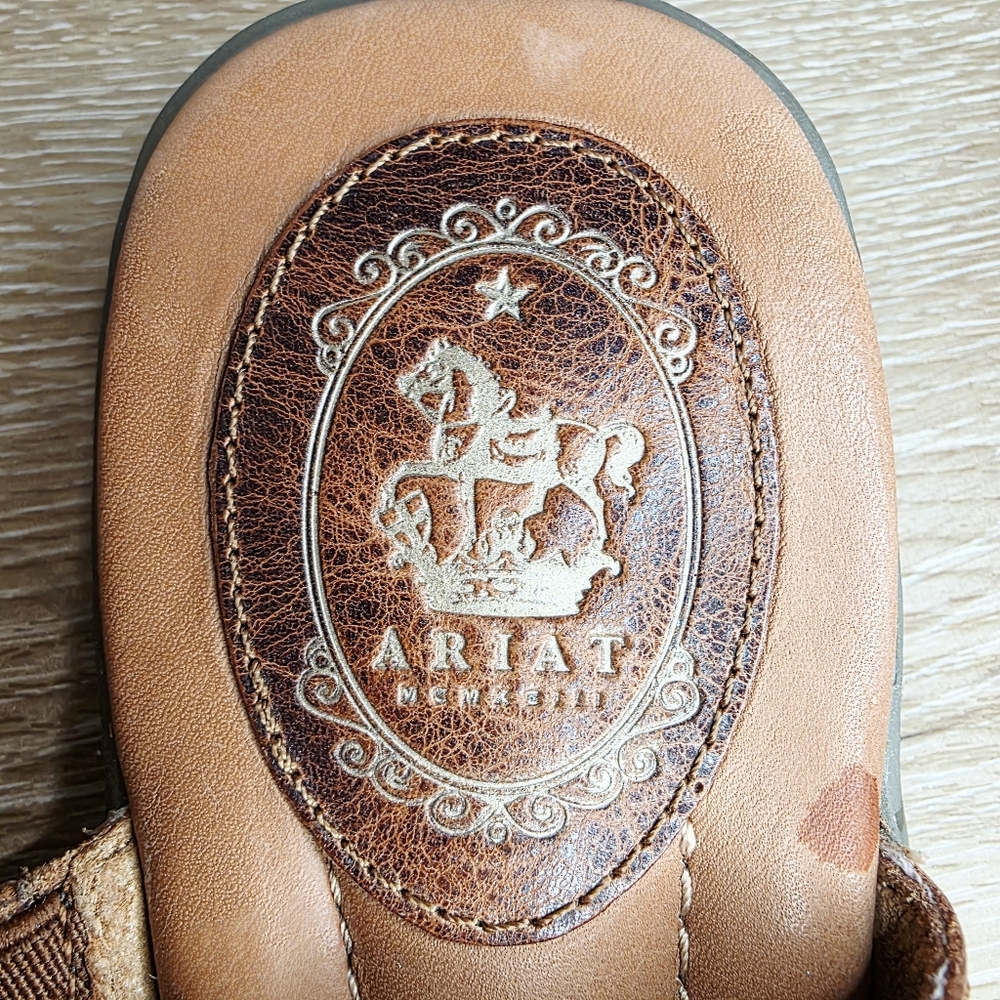 Ariat Tan Leather Sandals with Stud Accents - Picture 4 of 7